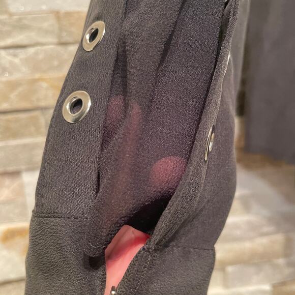 Chelsea & Walker 8 Silk Blouse | Black Sheer Panels, Grommet Sleeve, NWT $268 - Picture 10 of 11